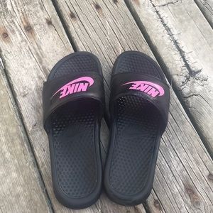 (new) nike slides
